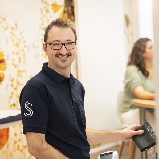 Dr. med. Adrian Vaucher